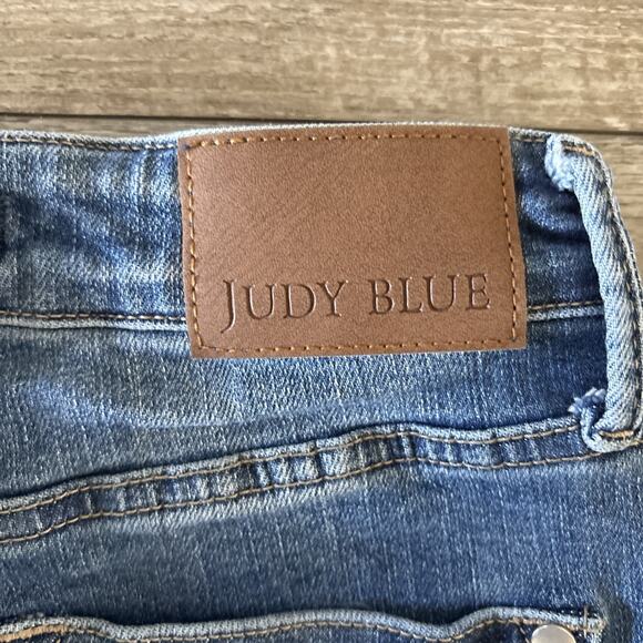 Judy Blue Jeans Size 3/26 Blue Skinny Mid Rise Whisker Stretch Normcore Denim - Picture 10 of 12